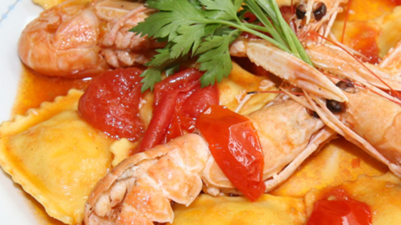 Ravioli al tartufo con scampi molise in vita 02
